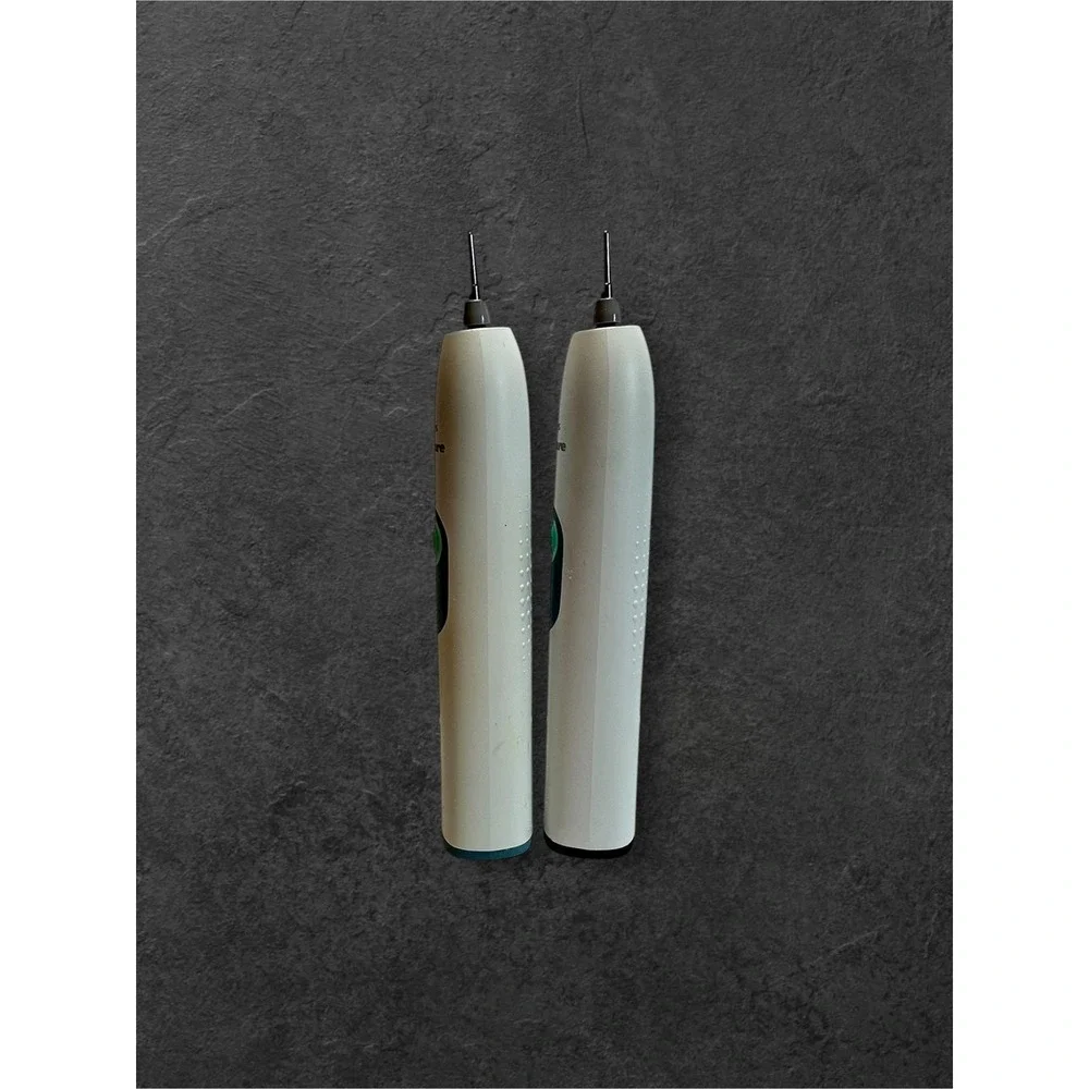 Set of 2 Philips Sonicare Toothbrush White HX6240-05 Dual Handle Set - Works